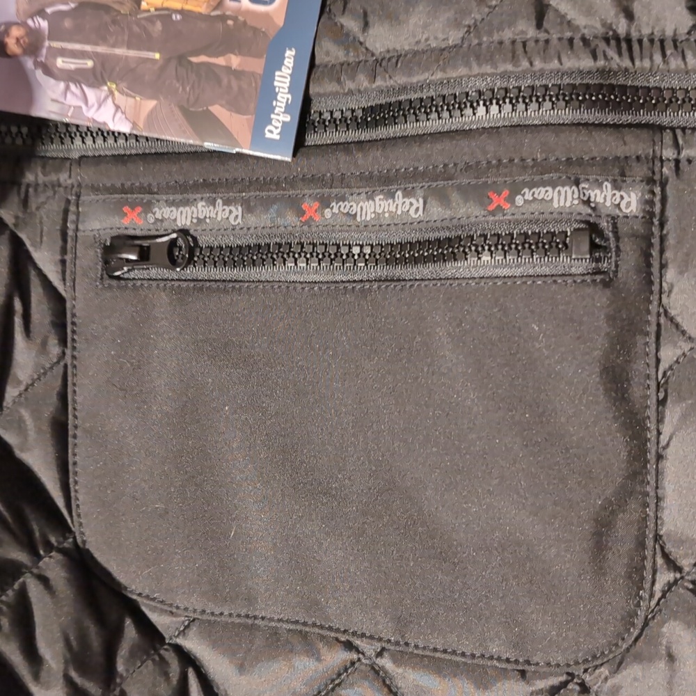 RefrigiWear EnduraQuilt™ Diamond Quilted Puffer Jacket - Picture 2 of 5